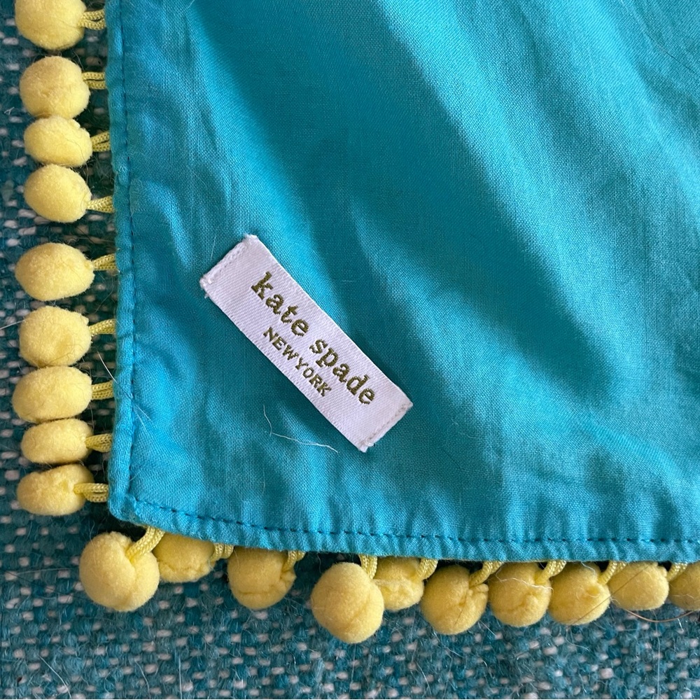 🦋HP🦋Kate Spade Pom Pom Square Scarf/Shawl - Picture 5 of 8